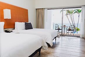 Camino Real Zaashila Huatulco