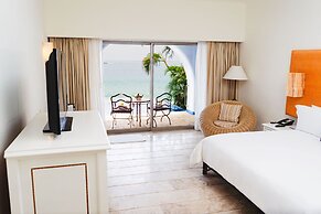 Camino Real Zaashila Huatulco