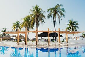 Camino Real Zaashila Huatulco