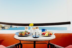 Camino Real Zaashila Huatulco