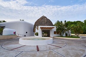 Camino Real Zaashila Huatulco