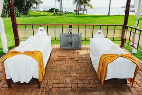 Camino Real Zaashila Huatulco