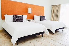 Camino Real Zaashila Huatulco