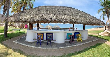 Camino Real Zaashila Huatulco