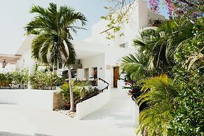 Camino Real Zaashila Huatulco