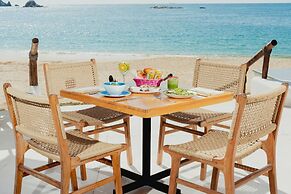 Camino Real Zaashila Huatulco