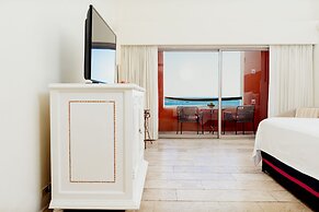 Camino Real Zaashila Huatulco