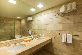 Camino Real Zaashila Huatulco