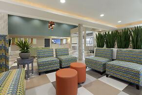 Holiday Inn Express Williamsburg North by IHG