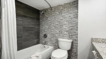 Holiday Inn Express Williamsburg North by IHG