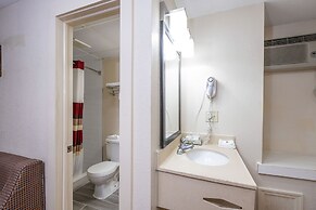 Red Roof Inn Neptune - Jersey Shore