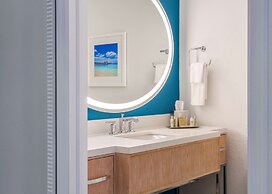 DoubleTree Suites by Hilton Naples