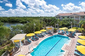 DoubleTree Suites by Hilton Naples