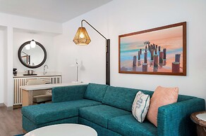 DoubleTree Suites by Hilton Naples