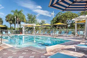 DoubleTree Suites by Hilton Naples