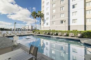 Homewood Suites by Hilton Miami-Airport/Blue Lagoon