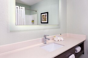 Holiday Inn Express & Suites Naples North - Bonita Springs by IHG