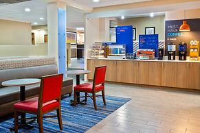 Holiday Inn Express & Suites Naples North - Bonita Springs by IHG