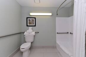 Holiday Inn Express & Suites Naples North - Bonita Springs by IHG