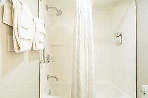 Holiday Inn Express Hotels & Suites Cocoa Beach by IHG