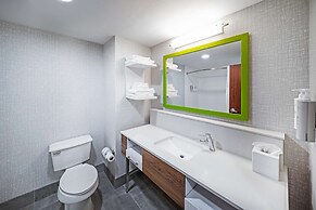 Hampton Inn & Suites Tulsa-Woodland Hills 71st-Memorial