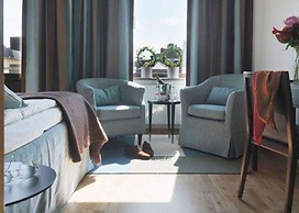 Home Hotel Wellington