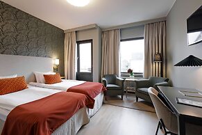 Home Hotel Wellington