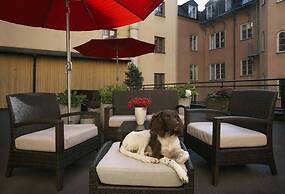 Home Hotel Wellington