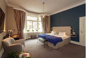 Home Hotel Wellington