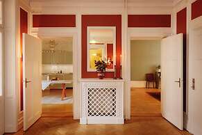 Home Hotel Wellington