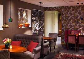 Home Hotel Wellington