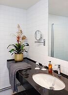 Home Hotel Wellington