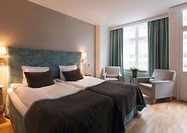 Home Hotel Wellington