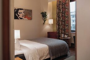 Home Hotel Kung Oscar