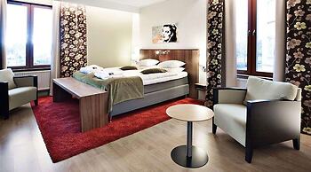 Home Hotel Kung Oscar
