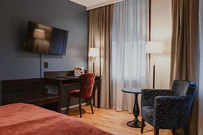 Home Hotel Kung Oscar