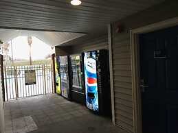 InTown Suites Extended Stay Orlando FL - Universal