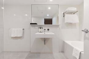 Furama Darling Harbour