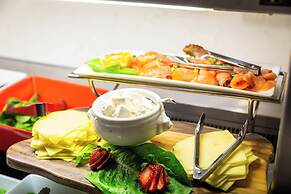 Furama Darling Harbour