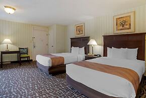 Quality Inn Fredericksburg near Historic Downtown