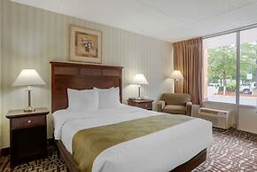 Quality Inn Fredericksburg near Historic Downtown