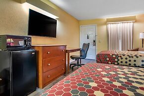 Econo Lodge Tupelo Barnes Crossing