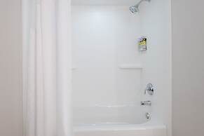 Holiday Inn Express & Suites Nearest Universal Orlando by IHG