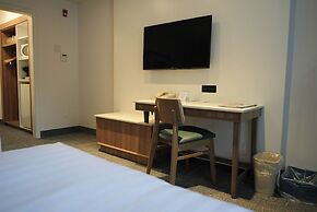 Travelodge by Wyndham Niagara Falls at the Falls