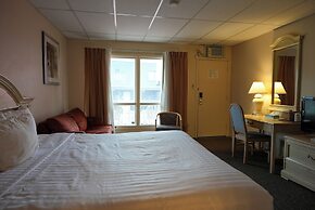 Travelodge by Wyndham Niagara Falls at the Falls