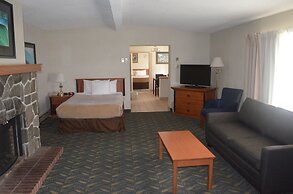 Travelodge by Wyndham Niagara Falls at the Falls