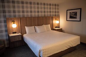 Travelodge by Wyndham Niagara Falls at the Falls