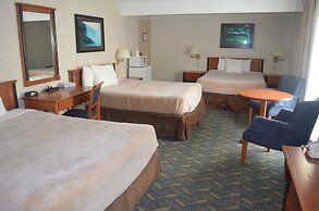 Travelodge by Wyndham Niagara Falls at the Falls