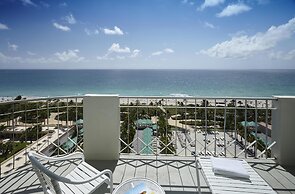 Sea View Hotel, Bal Harbour, On The Ocean