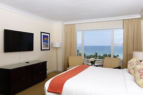 Sea View Hotel, Bal Harbour, On The Ocean